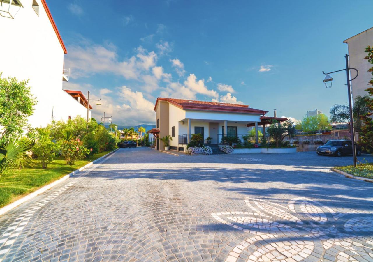 Villa Dei Cesari Bed & Breakfast Santa Maria La Carità Exterior foto
